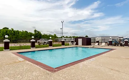 Suburban Studios Beaumont