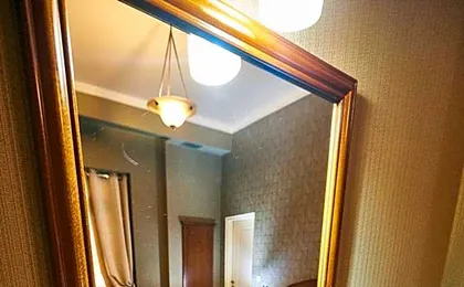 Exis Hotel