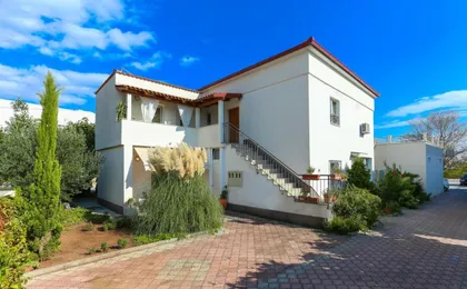 Apartments & Rooms Buble