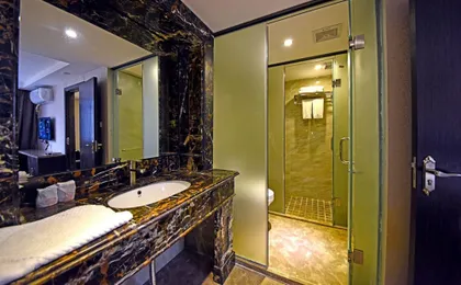 Fuhao Hotel