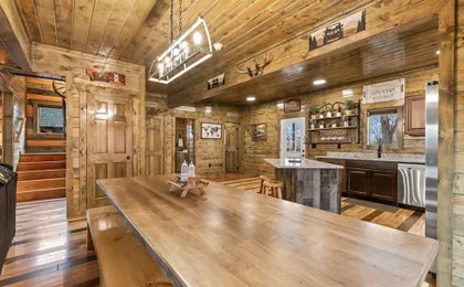 Cabin w/ Hot Tub & Game Room in the Smokys!