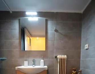COZY APT NEXT TO METRO AND CLOSE TO ACROPOLIS!