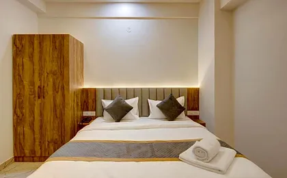 Hotel Tree Suites Next Airport Inn