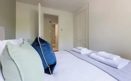 Chelsea Harbour Luxury Apartment