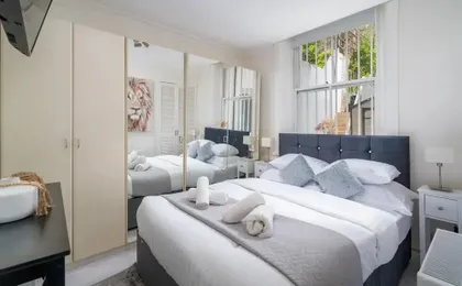 Charming London Apartment Near Edith Grove