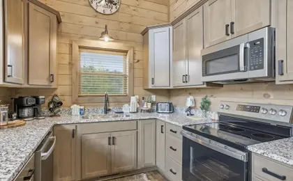 Three Pines 2 Bedroom Home