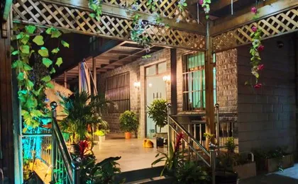 Shanghai Xiangjian Huashe Homestay