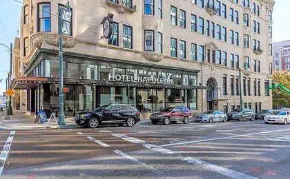 voco Hotel Napoleon Memphis By IHG