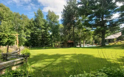 Summit Lodge