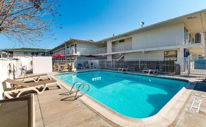 Motel 6 Mcallen