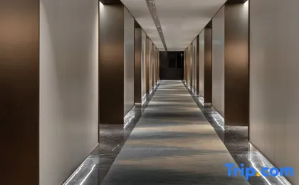 Weicheng Hotel (Xiejiawan Metro Station Vientiane City Branch)