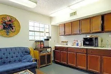 Country Side Inn