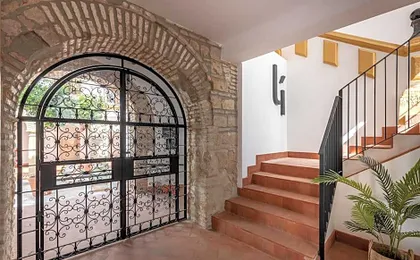 Libere Cordoba Patio Santa Marta