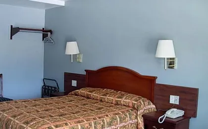 Economy Inn
