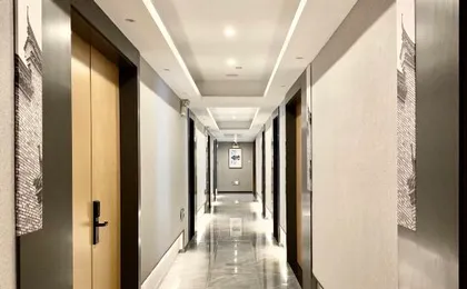 HUACHUANG BOSSRON HOTEL