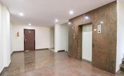 OYO The Royal International Hotel