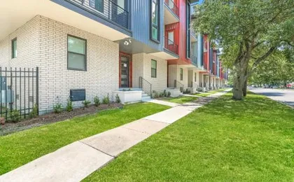 Mid City Fully Furnished Townhouse