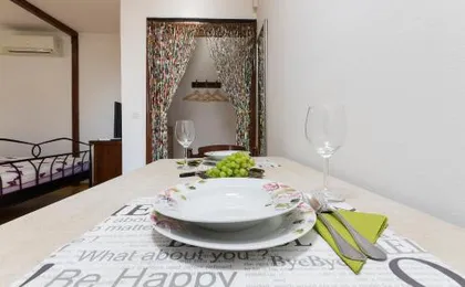 Studio apartman Ela