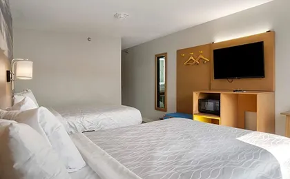 Days Inn by Wyndham Omaha NE