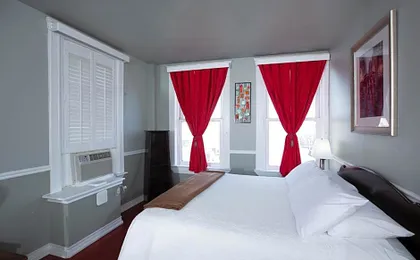 The Rialto Hotel