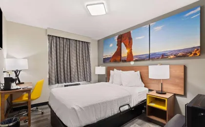 Days Inn by Wyndham Albuquerque I-25