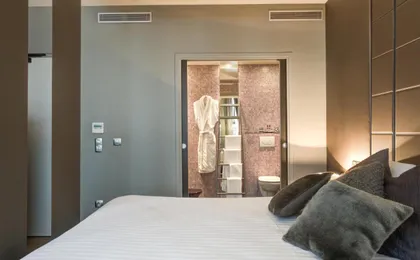 Ze Hotel