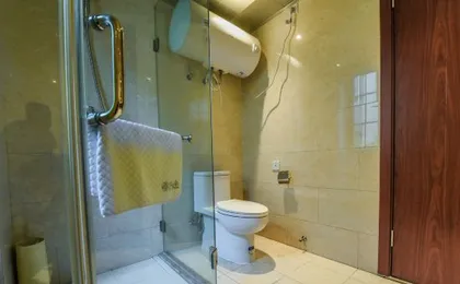 LUXURY LIFE HOTEL