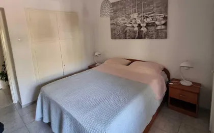 Apartments Mavi - Two-Bedroom Apartment with Terrace And City View