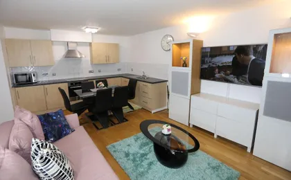 Beautiful 2 Beds Woolwich Central Apt