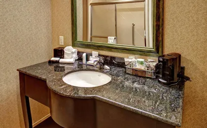Hampton Inn & Suites Lebanon (H)