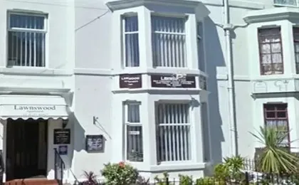 Lawnswood Holiday Apartments