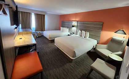 The Grand Inn Peoria