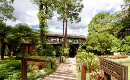 Resort Com Natureza No Centro