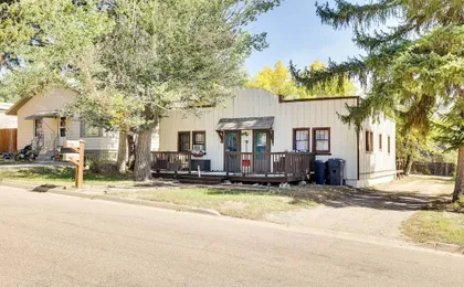 Private Deck & Yard: Pet-friendly Craig Townhome!