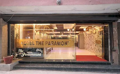 Airport Hotel The Paramont