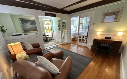 Entire Historic 5 Bed/ 5 Bath Inn Sleeps 17 5 Bedroom Home