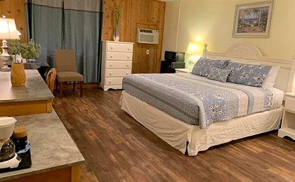 Cape Pines Motel