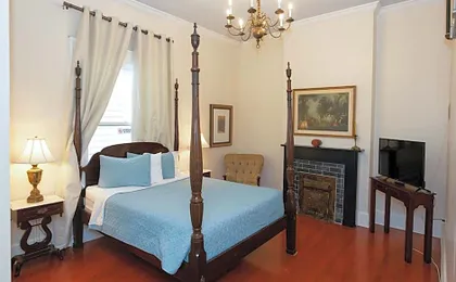 The Esplanade Guesthouse Mansion