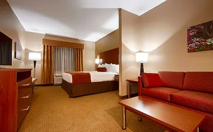 Best Western Plus Finger Lakes Inn & Suites