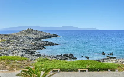 Nanakis beach apartments