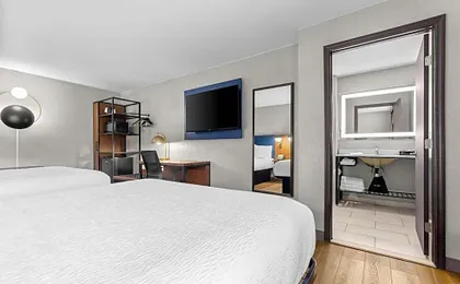 La Quinta Inn & Suites by Wyndham Huntsville Research Park