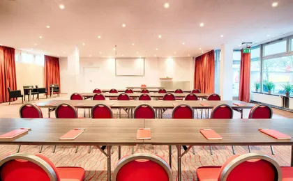 Leonardo Hotel Hamburg Elbbrücken