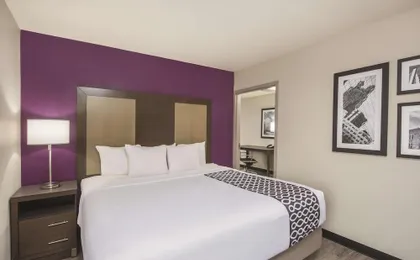 La Quinta Inn & Suites by Wyndham Festus - St. Louis South