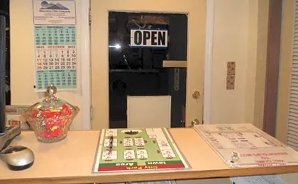 Bishop Elms Motel
