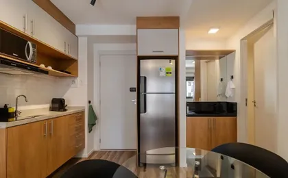 Studio com Varanda ao Lado do Metr em Pinheiros