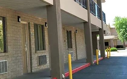 Days Inn & Suites by Wyndham Albuquerque West