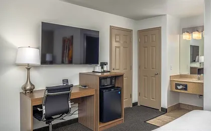 St. George Inn and Suites