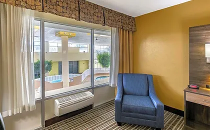 Quality Inn & Suites - Greensboro-High Point
