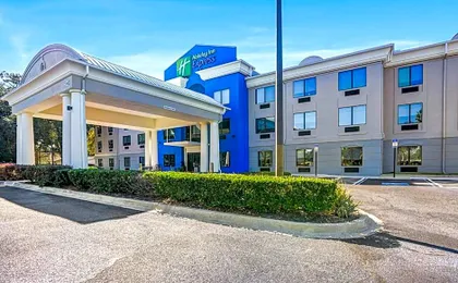 Holiday Inn Express & Suites Jacksonville - Atlantic Beach by IHG