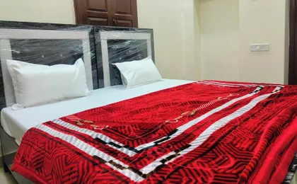 Hotel Dev Kashi